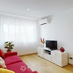 Zhara Suite Five Stars Holiday House - Generale