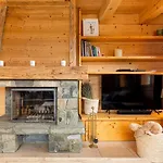 Chalet Des Grands Bois - Spacieux, Cosy Et Vue Sur Les Aravis