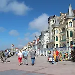 La Parenthese Du Denacre