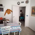 Grand F2 60Mq Centre Antibes, Proche Plages, Commerces, 2 Balcons, Parking, Train, Bus, Deco Vintage, Pet Friendly, Ideal Famille Ou 1-2 Couples