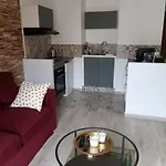 Studio Suquet Balcony 1 Min Beach, 10 Min Palais & Croisette Works