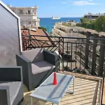 Nice Apartment Last Floor With Terrace And Clear View On The Sea