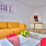 Luxury 4 Stars Apartment With 2 Terraces, Cannes Croisette