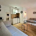 Carre Dor, Zone Pietonne, Studio Renove Au Calme