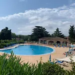 Appartement Grimaud Bord De Mer