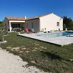 Les Mazets De L'Auzonnet