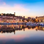 Appartement D'Une Chambre A Cannes A 300 M De La Plage Avec Vue Sur La Ville Balcon Et Wifi