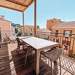 Appartement 4 Pieces Renove Terrasse Coeur De Ville