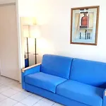 Studio Accueillant A Saint Laurent Du Var 25 M² Piscine