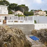 Bnb Renting Cap D'Antibes Seafront Direct Access To The Sea