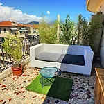 Nestor&Jeeves - Coral Sea Terrace - Central - Very Close Beaches