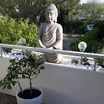2 Pieces Avec Grande Terrasse