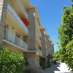 Grand Appartement 2 Chambres, Climatisation, Vue Mer, Bandol Centre
