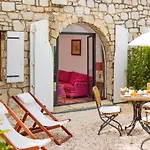 Hostellerie Le Baou