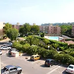 Studio A Bormes Les Mimosas A 50 M De La Plage Avec Vue Sur La Mer Piscine Partagee Et Balcon