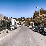 Appartement 2 Pieces Balcon Et Parking Proche Centre 3