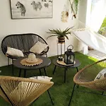 Hyeres : Magnifique Studio, Idealement Situe