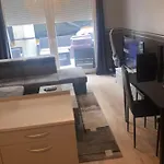 Appartement F2 En Residence Avec Parking Prive