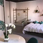 Studio Cocooning A 50 M Du Port, Classe 1 Etoile