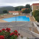 Magnifique Studio Cassis