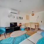Immogroom - 3 Rooms - Renovated - Pool - Air Conditioning - Parking -