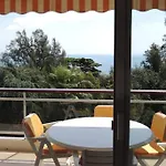 Studio Standing Vue Mer 2 Pers. 5 Min.Cannes