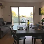 Appartement Vue Mer Et Terrasse Quartier Calme A La Ciotat