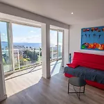 Tres Beau T2 Climatise Refait A Neuf, Vue Mer Panoramique Exceptionnelle A 120M A Pied De La Plage