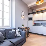10 Segurane - Magnifique Studio Mezzanine - Port De Nice
