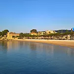 Logement Climatise Avec Jardin Et Parking Pour 2 Personnes En Bord De Plage