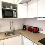 Renovated Apartment Ac - Wifi - 2-4Pers - Center Antibes Rue James Close