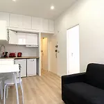 Renovated Apartment Ac - Wifi - 2-4Pers - Center Antibes Rue James Close