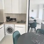 Studio Renove Sur Croisette Avec Terrasse, Clim Et Wi-Fi - Fr-1-470-50