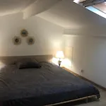 Apt With Swimming Pool 500M From The Beach