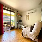 Nice Studio With Balcony Near The Beach