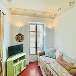 Great Studio In The Heart Of Cannes Meynadier Old City Neighbourhood !