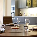Appartement T4 Centre-Ville, Plage A 5 Min A Pied