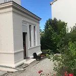 Charmant Appartement Dans Villa Avec Parc