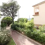 Sea Side 2 Bedroom With Heated Pool 322