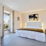Appartement Sur La Croisette A Cannes