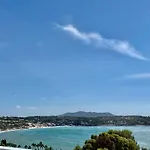 Mango Beach Bandol