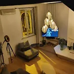 Loft De Type Industriel Et Spacieux
