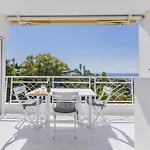 Upscale 2-Br Apartment Swimming Pool Sea View