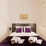 Palais Ceres Yourhosthelper