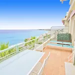 Top Floor Miramar Sea Front