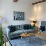 Maison Nicolas