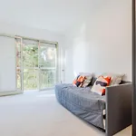 Renovated 3-Room Apartment In A Leafy Park