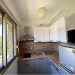 Joli Studio Avec Balcon Et 2 Couchages Doubles A Nice Fabron 10 Mn De La Mer Et Commerces