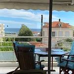 Residence Avec Piscine, Plage A 100 M, Cannes Et Juan Les Pins A 5 Min, Wifi