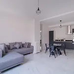 Villa J